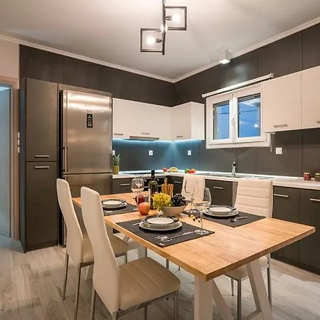 Apartment With Private Pool In