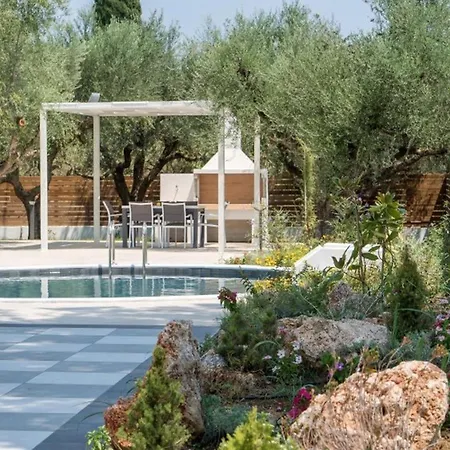 With Private Pool In Apartment Pefkochori