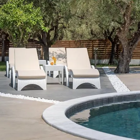 With Private Pool In * Pefkochori