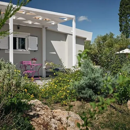 With Private Pool In דירה *