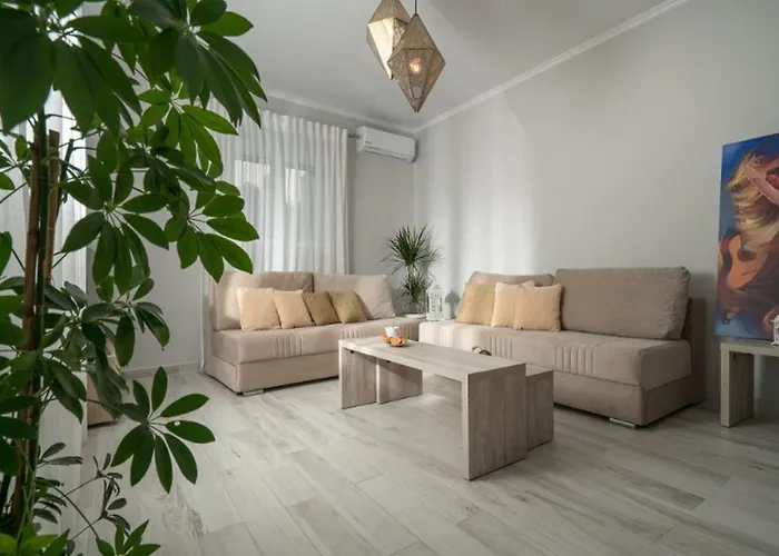 דירה With Private Pool In פפקוהורי